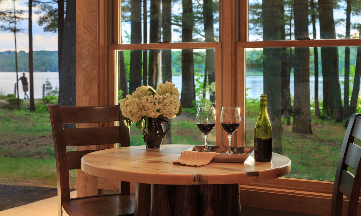 West Poland Bed & Breakfast | Wolf Cove Inn