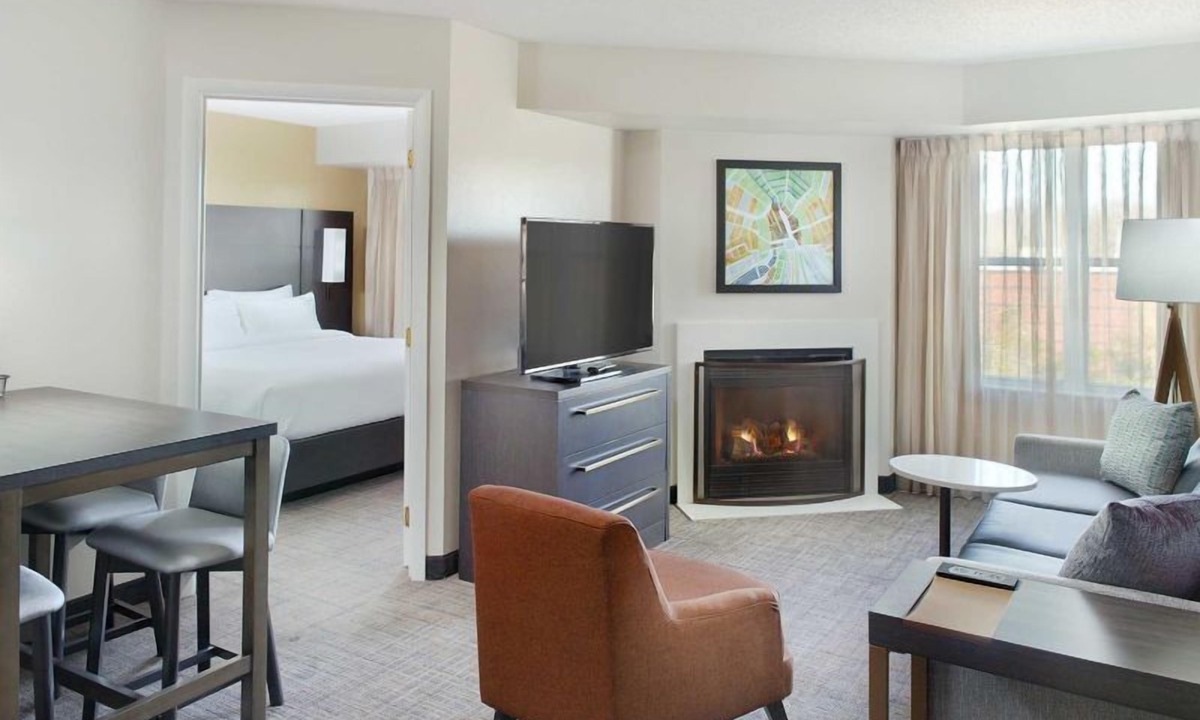 Morrisville Apartment | Pleasant Stay! TWO Relaxing Units, Onsite Pool, Free Breakfast & Shuttle Service