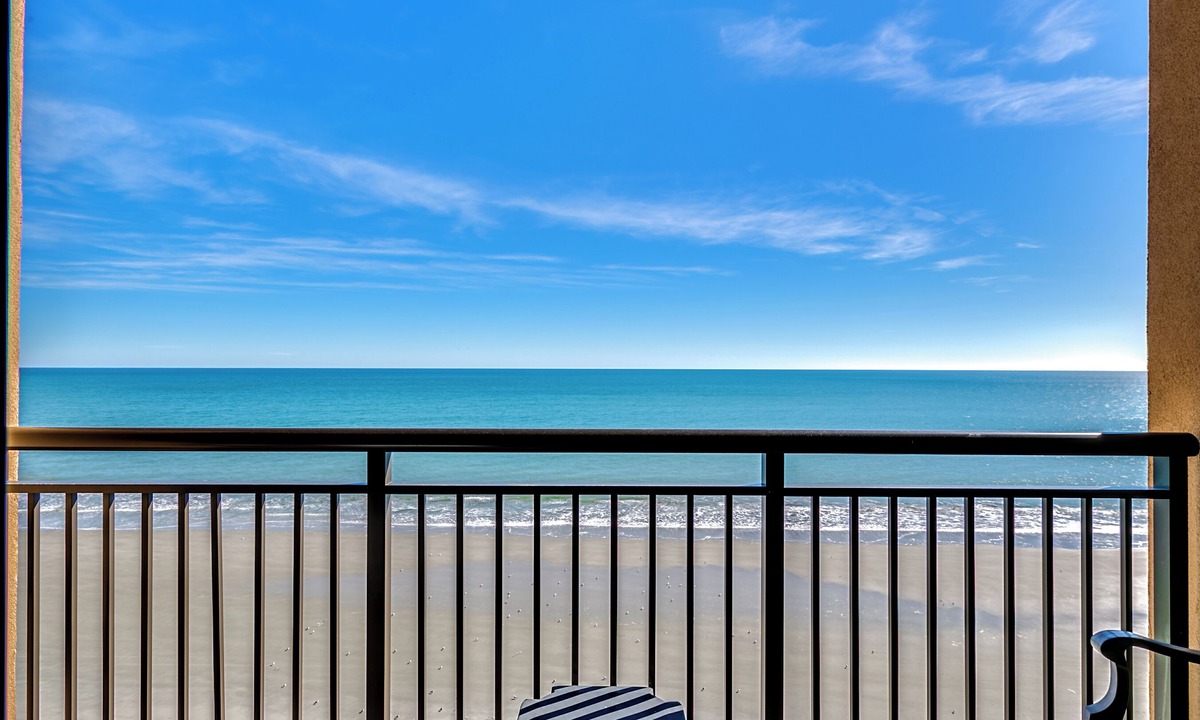 Myrtle Beach Condo | 🏖️Stunning Ocean Views | Pools + Hot Tub | The Island 910/920🏖️