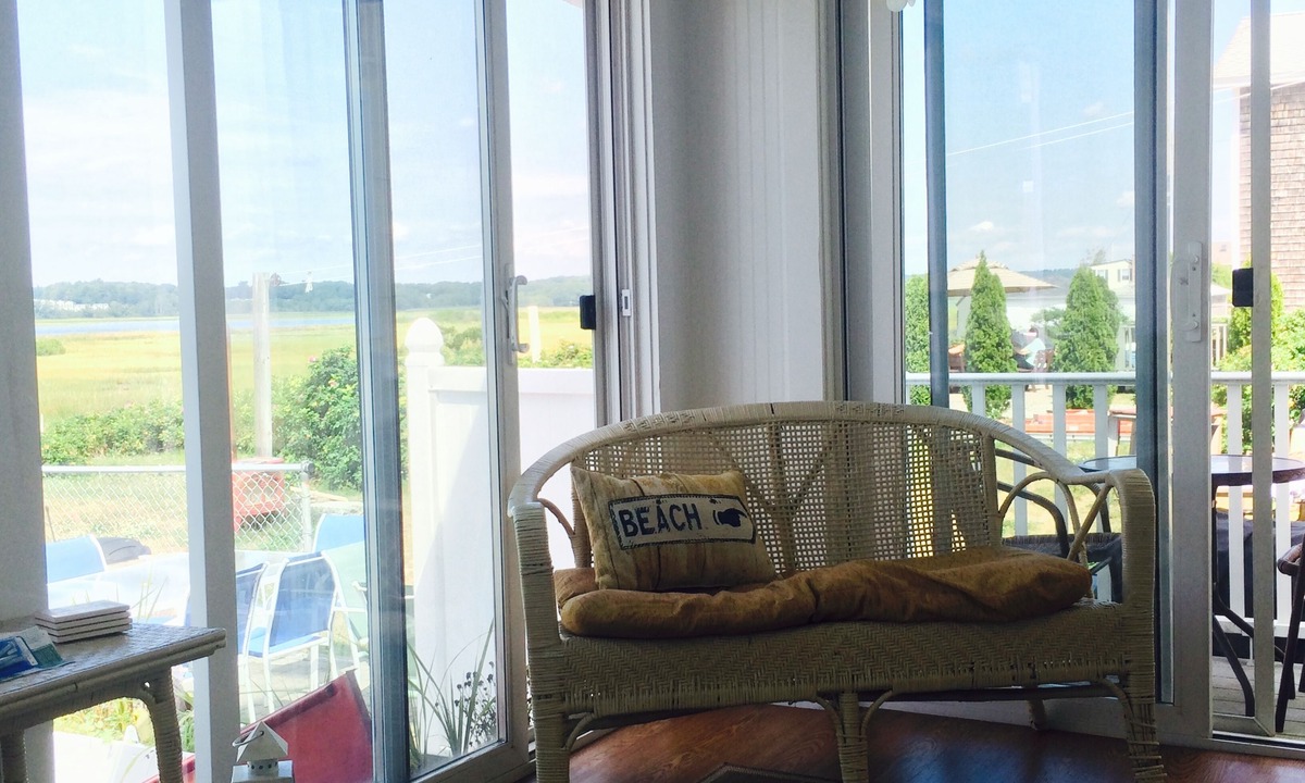 Wells Beach Apartment | 20 SECONDS TO WELLS BEACH-RIGHT ACROSS THE STREET. SUPERB BEACH ACCESS