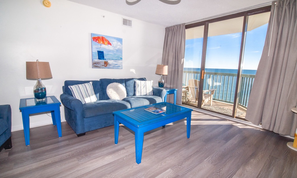 Ocean Drive Condo | 30% off 3-7 nights thru Aug. Ocean Drive. 4BR 3BA OF condo. 3 night min.