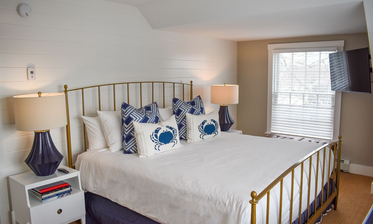 Cape Porpoise Condo | Luxury Coastal Condo in Cape Porpoise – Stylish 2BR Retreat, Pool, Near Beaches!