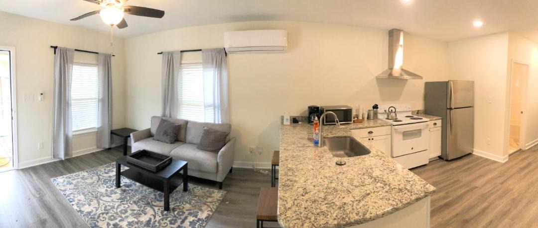 Durham House | LakewoodLyon Park Renovated Cottage Near Duke 23B