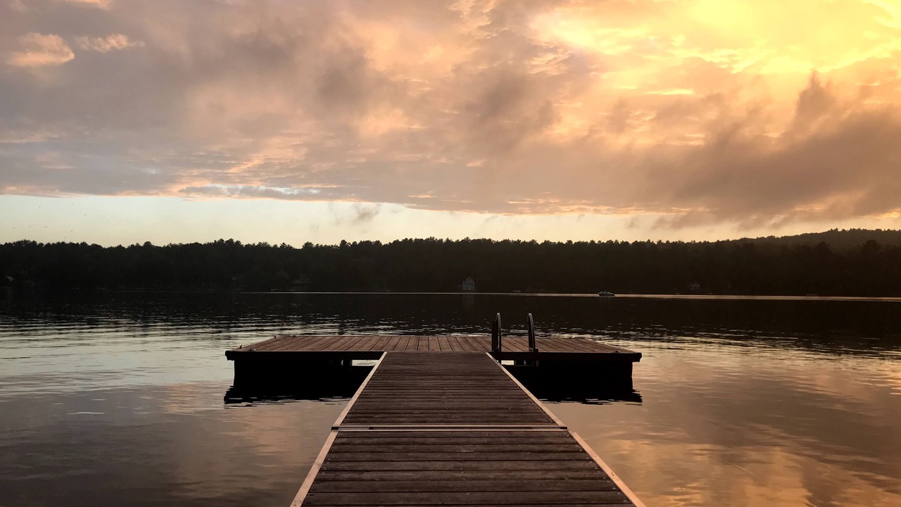 Photo of Outdoor in Gray
