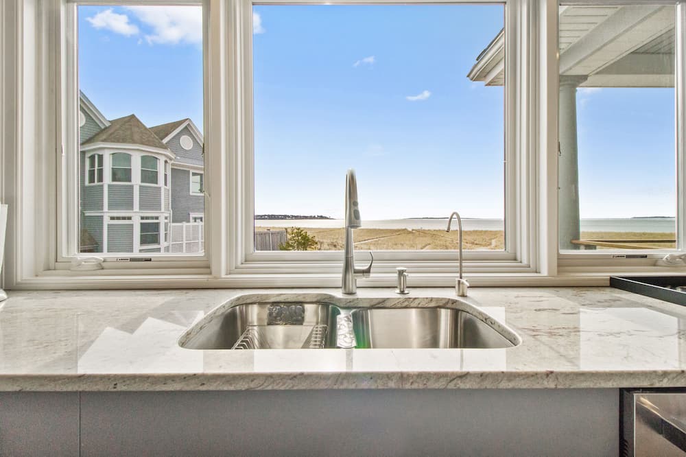 Photo of Kitchen in Pine Point
