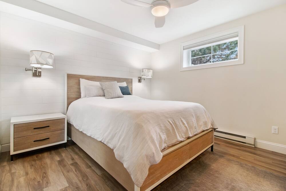 Photo of Bedroom in Pine Point