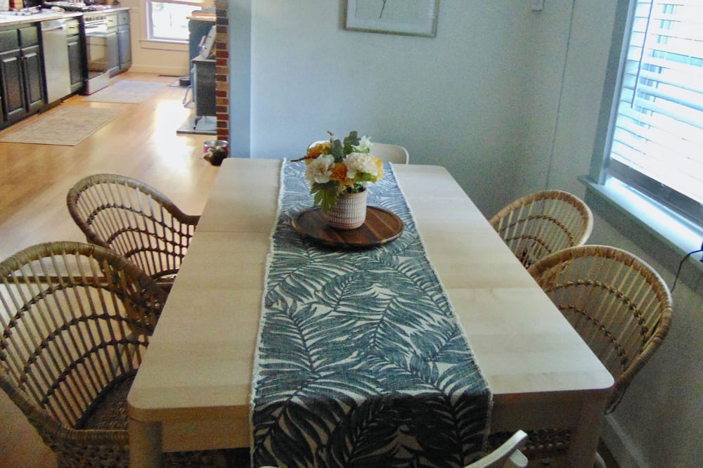 Photo of Kitchen in Friendship