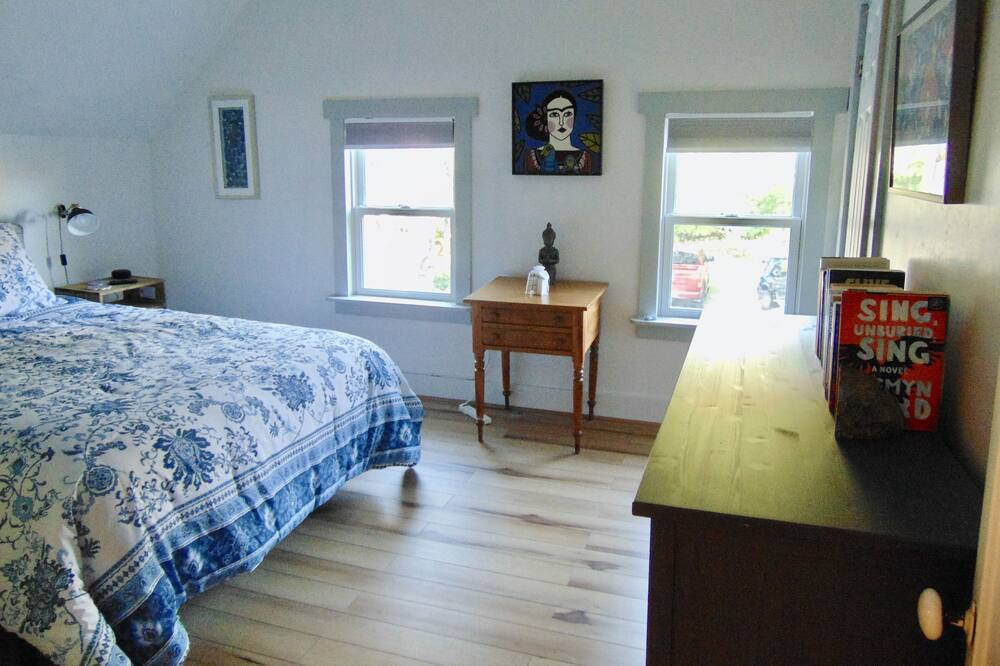 Photo of Bedroom in Friendship