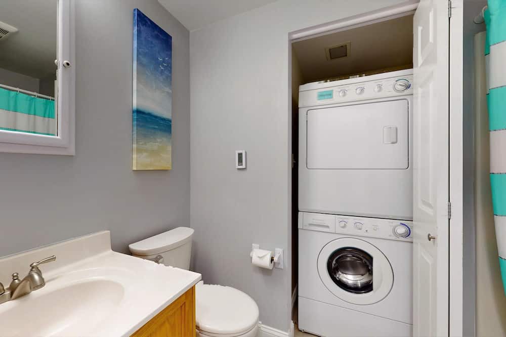 Photo of Bathroom in Ocean Park