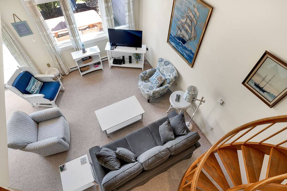 Photo of Livingroom in Ocean Park