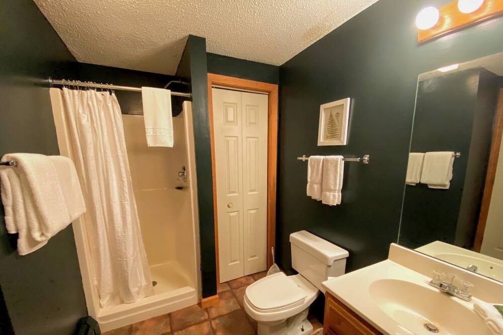 Photo of Bathroom in Carroll