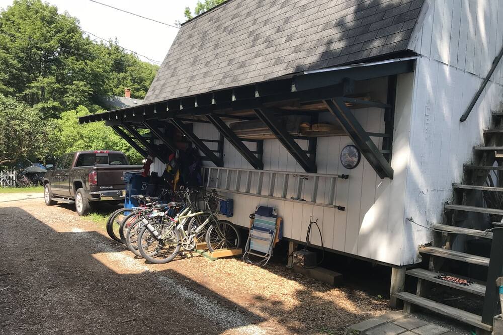 Photo of Others in Peaks Island