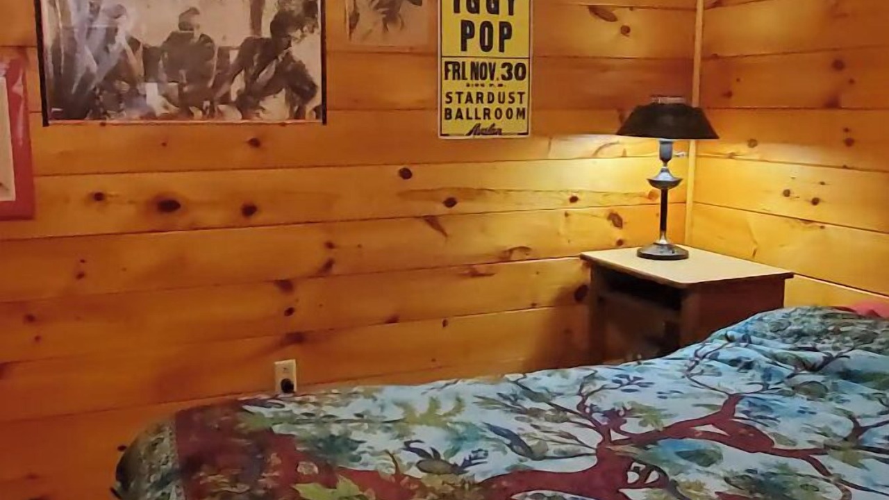 Photo of Bedroom in Lyman