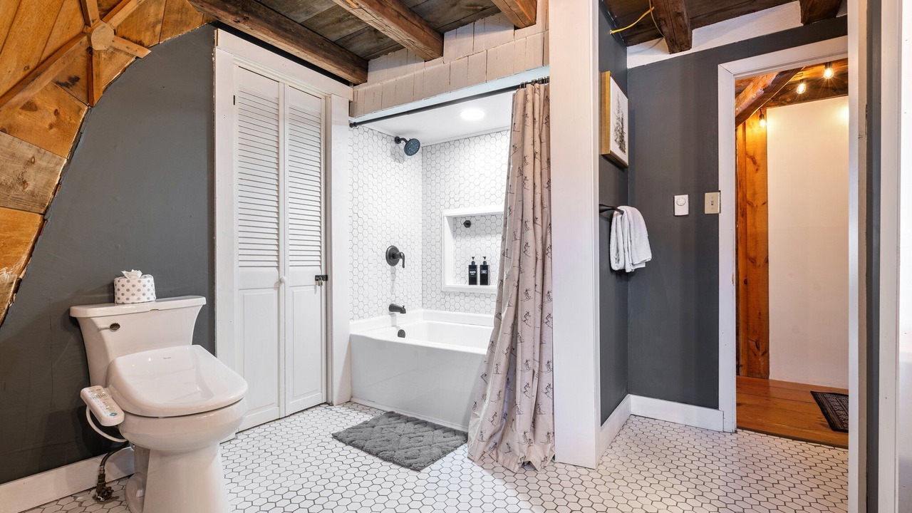 Photo of Bathroom in Milton