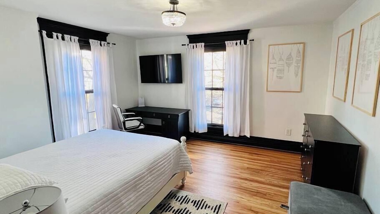 Photo of Bedroom in West End
