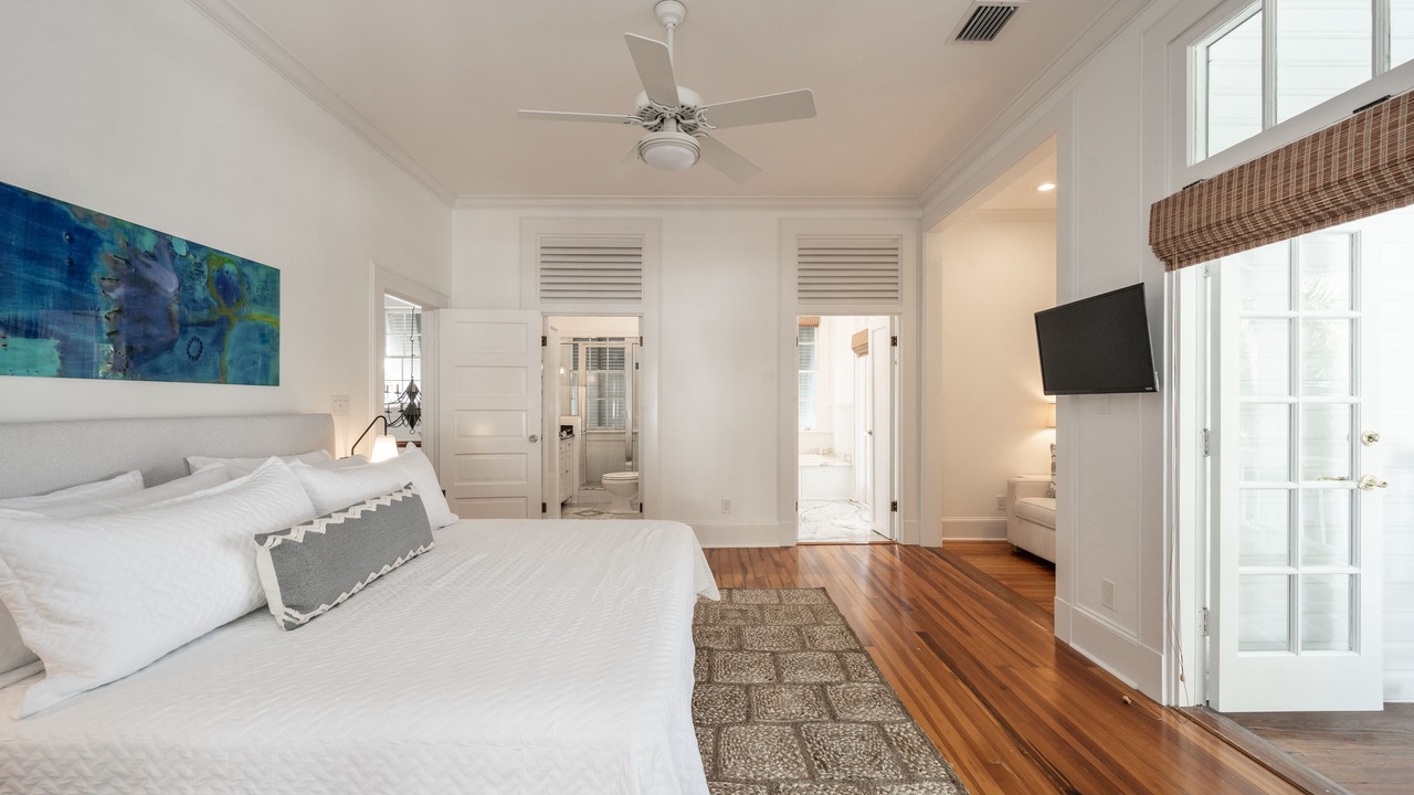 Photo of Bedroom in Bahama Village