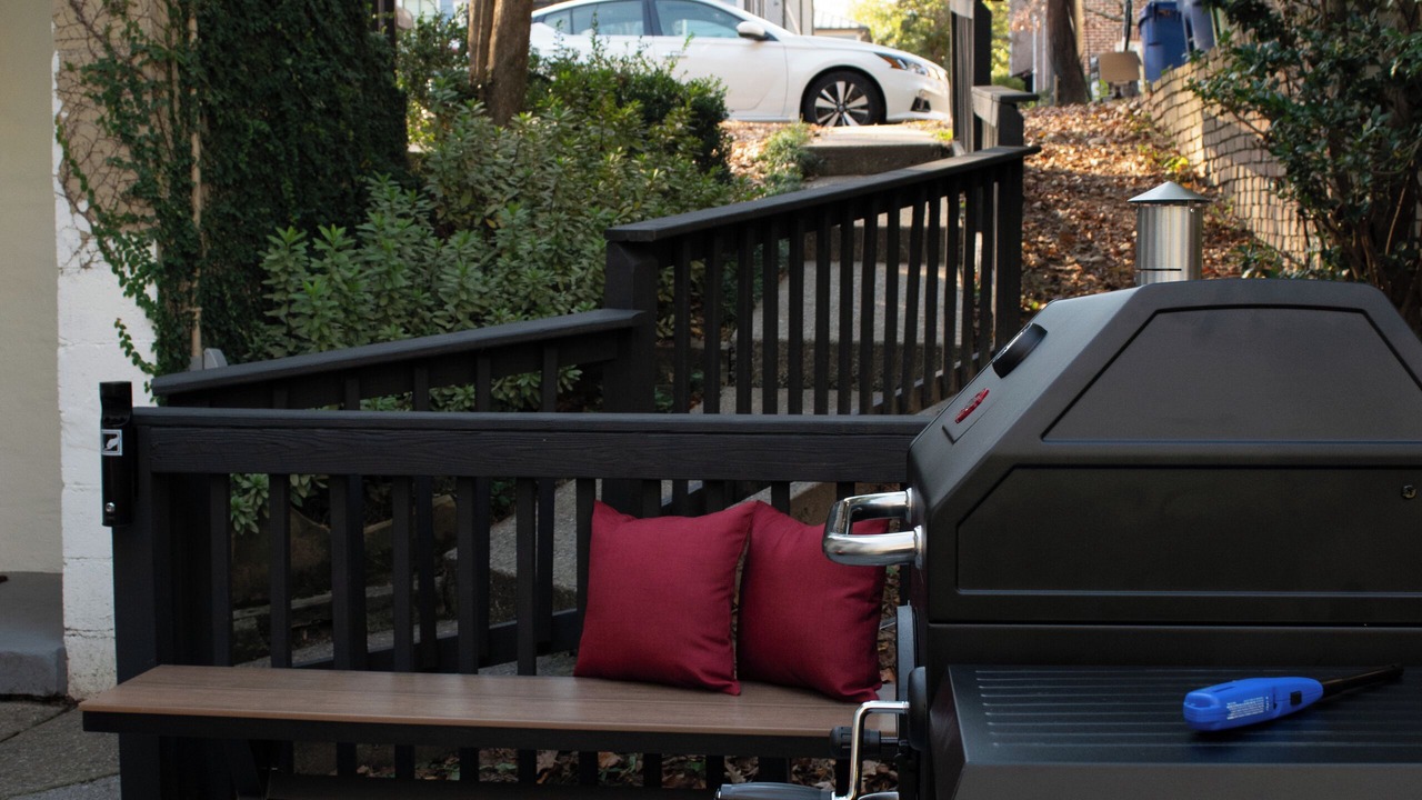 Photo of Patio Balcony in Garden Hills
