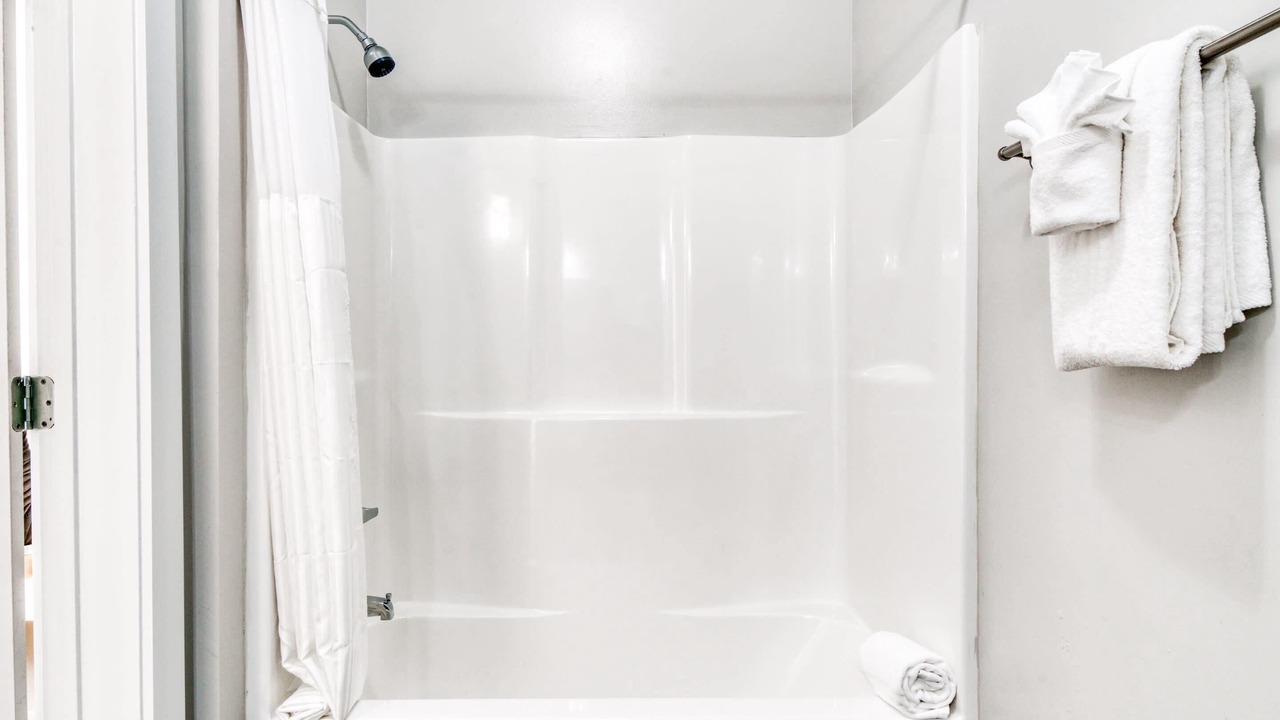 Photo of Bathroom in Music Row
