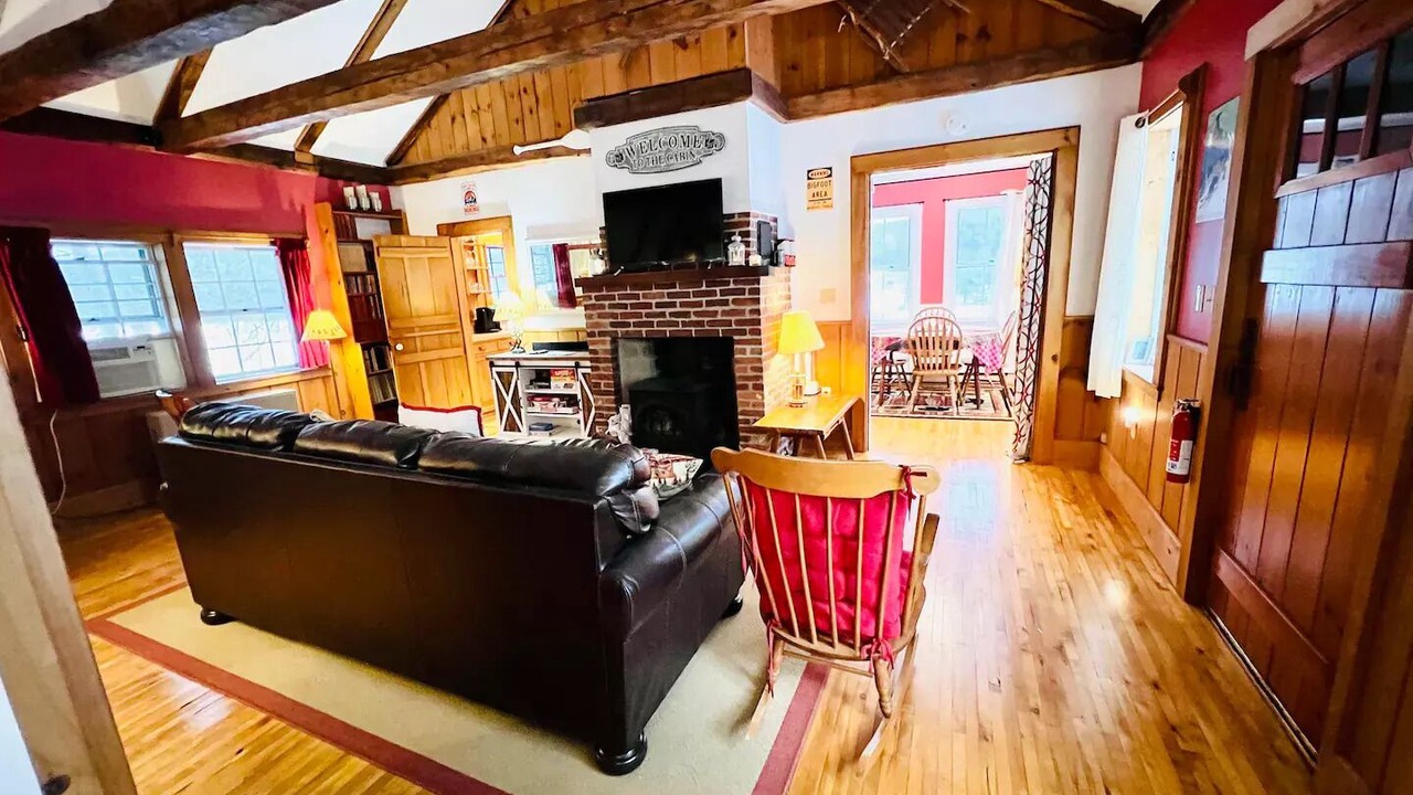 Photo of Livingroom in Chatham