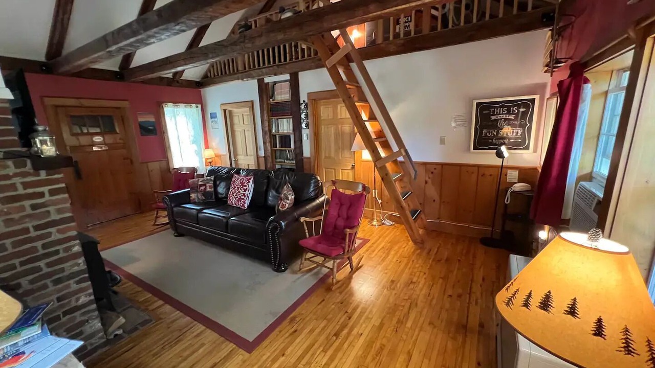 Photo of Livingroom in Chatham