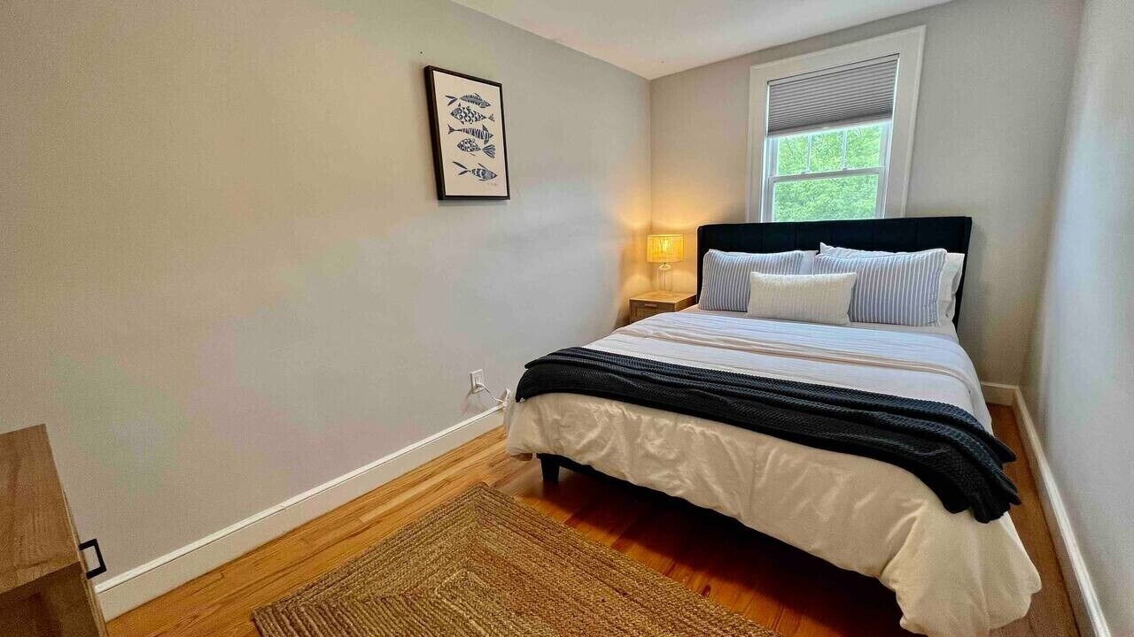 Photo of Bedroom in Loveitts Field