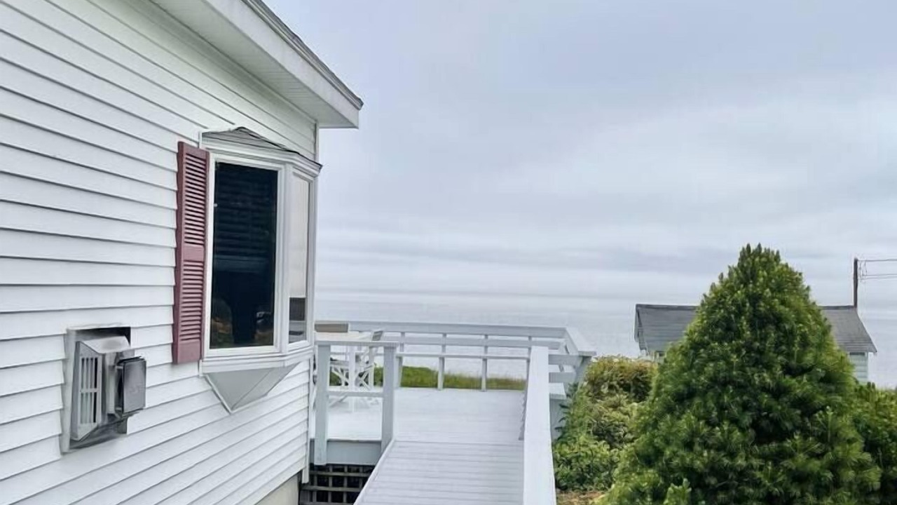 Photo of Outdoor in Bernard