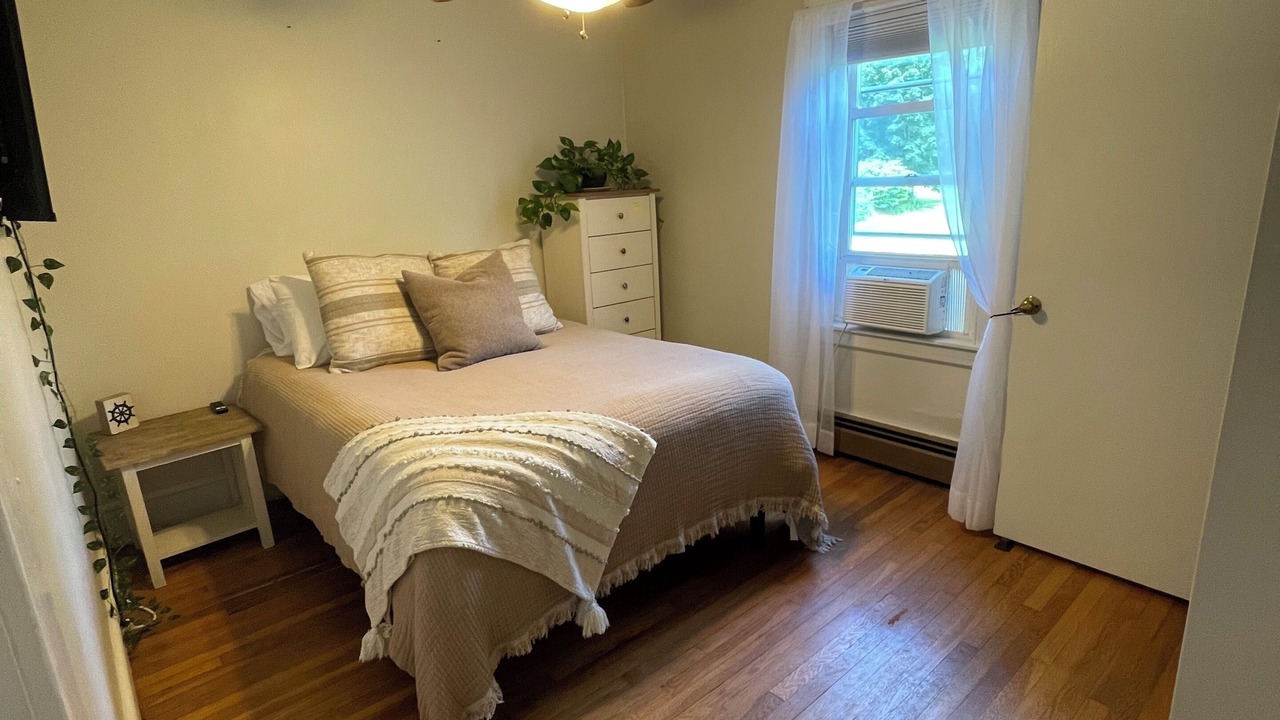 Photo of Bedroom in Winterport