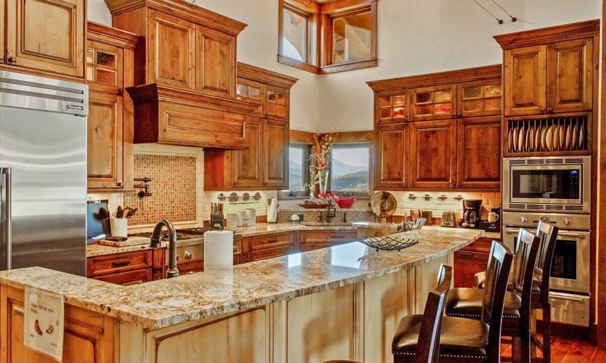 Photo of Kitchen in Three Peaks
