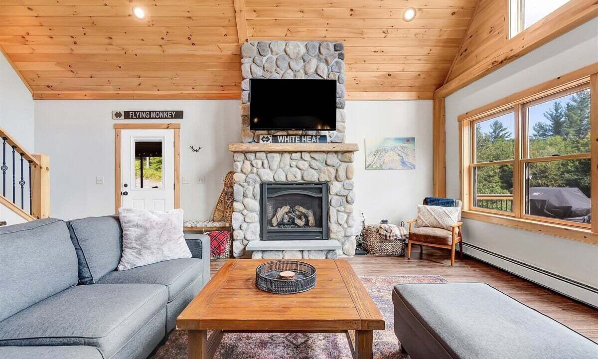Photo of Livingroom in Sunday River Area