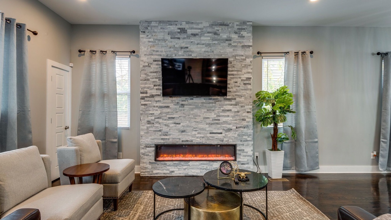 Photo of Livingroom in Cleveland Park