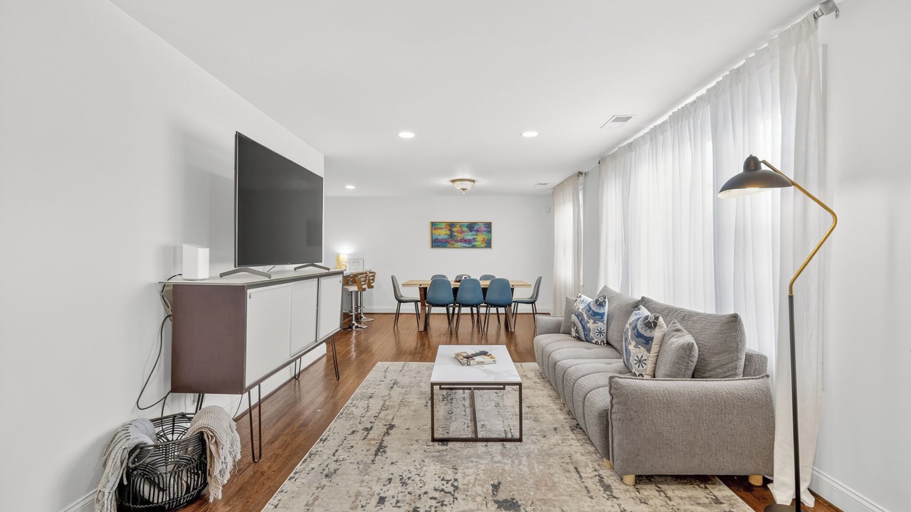 Photo of Livingroom in Madison