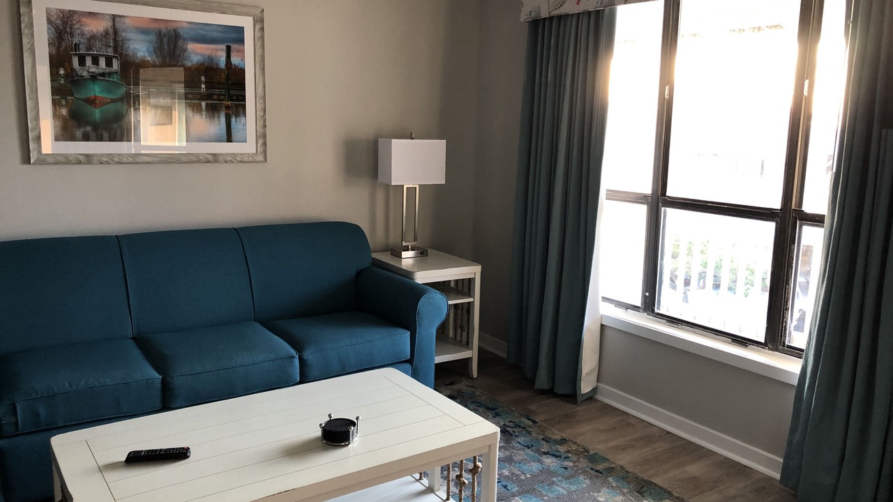 Photo of Livingroom in Atlantic Beach