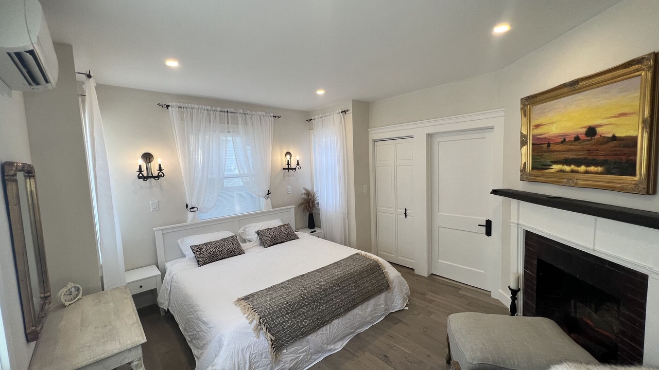 Photo of Bedroom in Bar Harbor