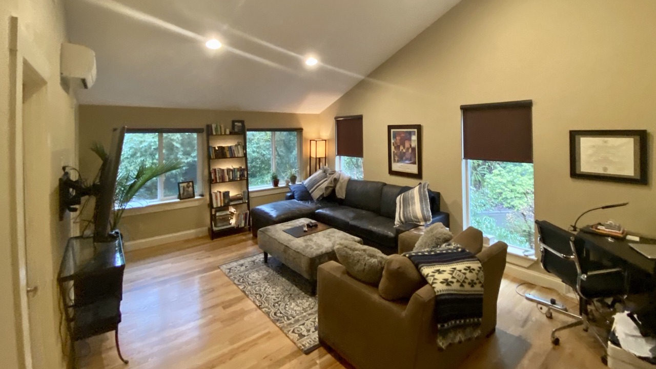 Photo of Livingroom in Portland Heights