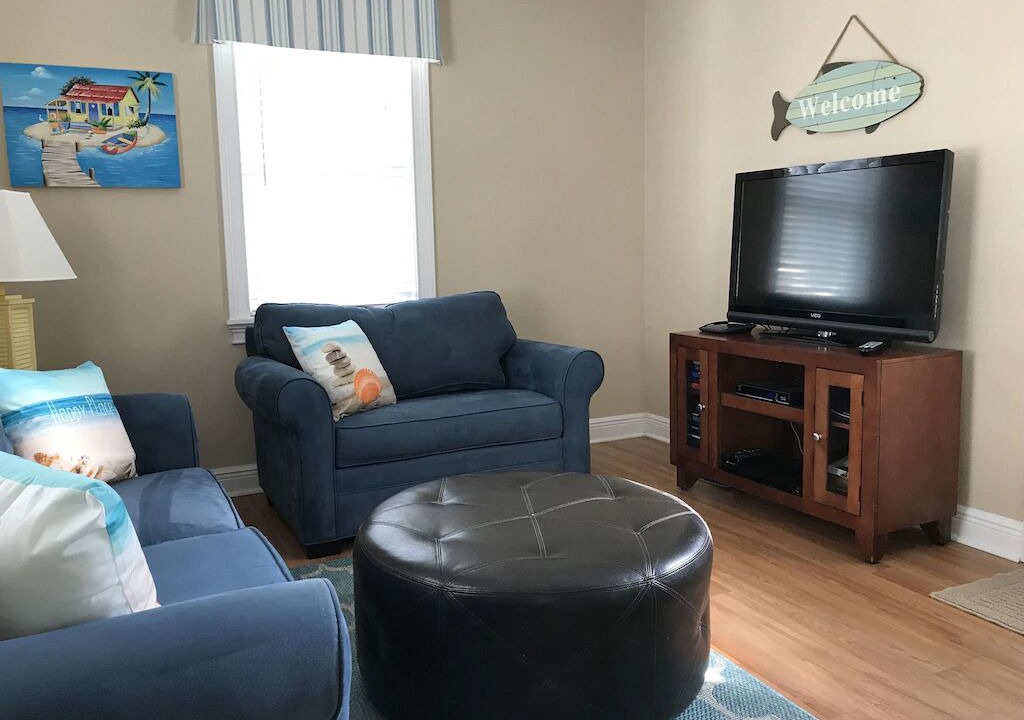 Photo of Livingroom in Crescent Beach
