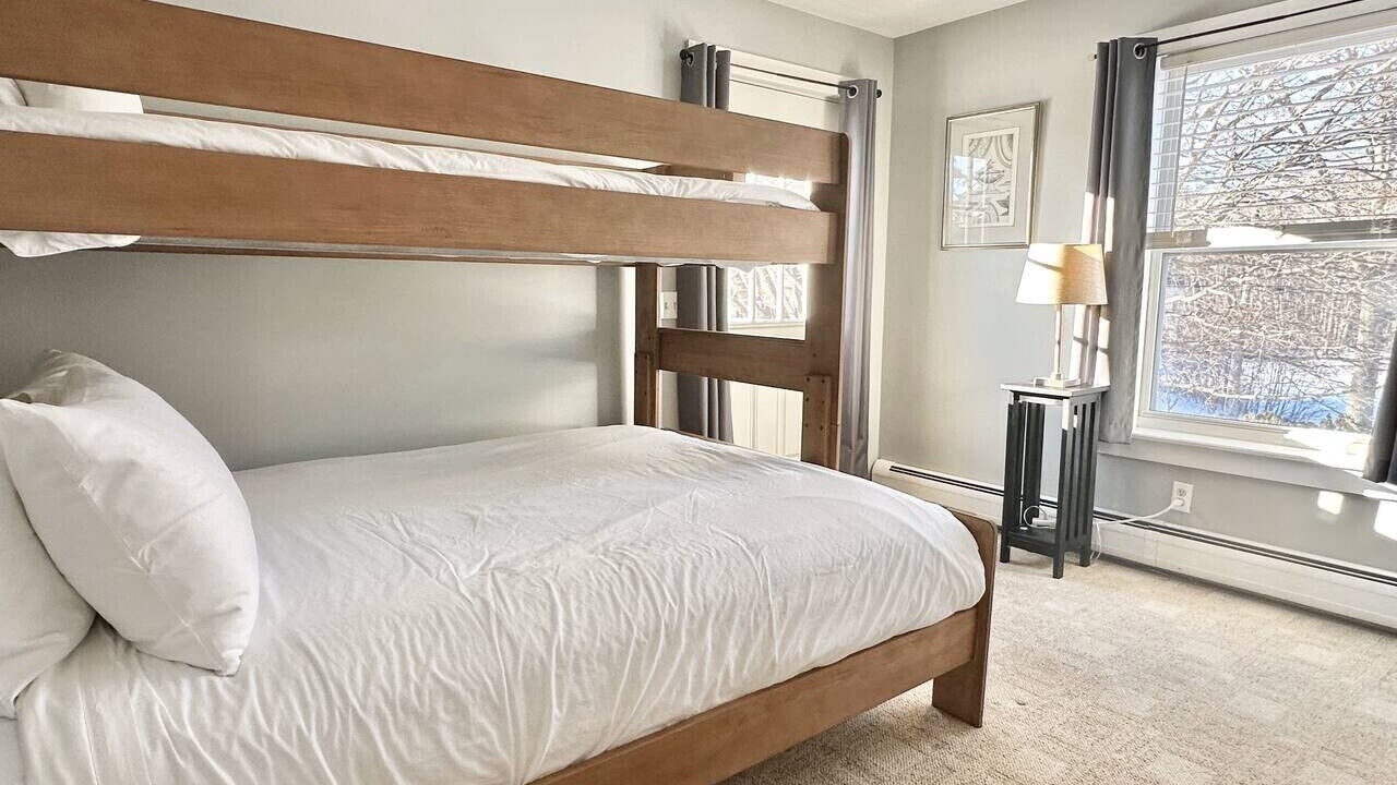 Photo of Bedroom in Salsbury Cove