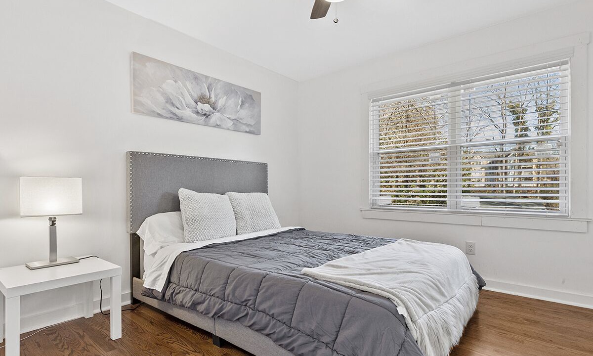 Photo of Bedroom in Sandy Springs