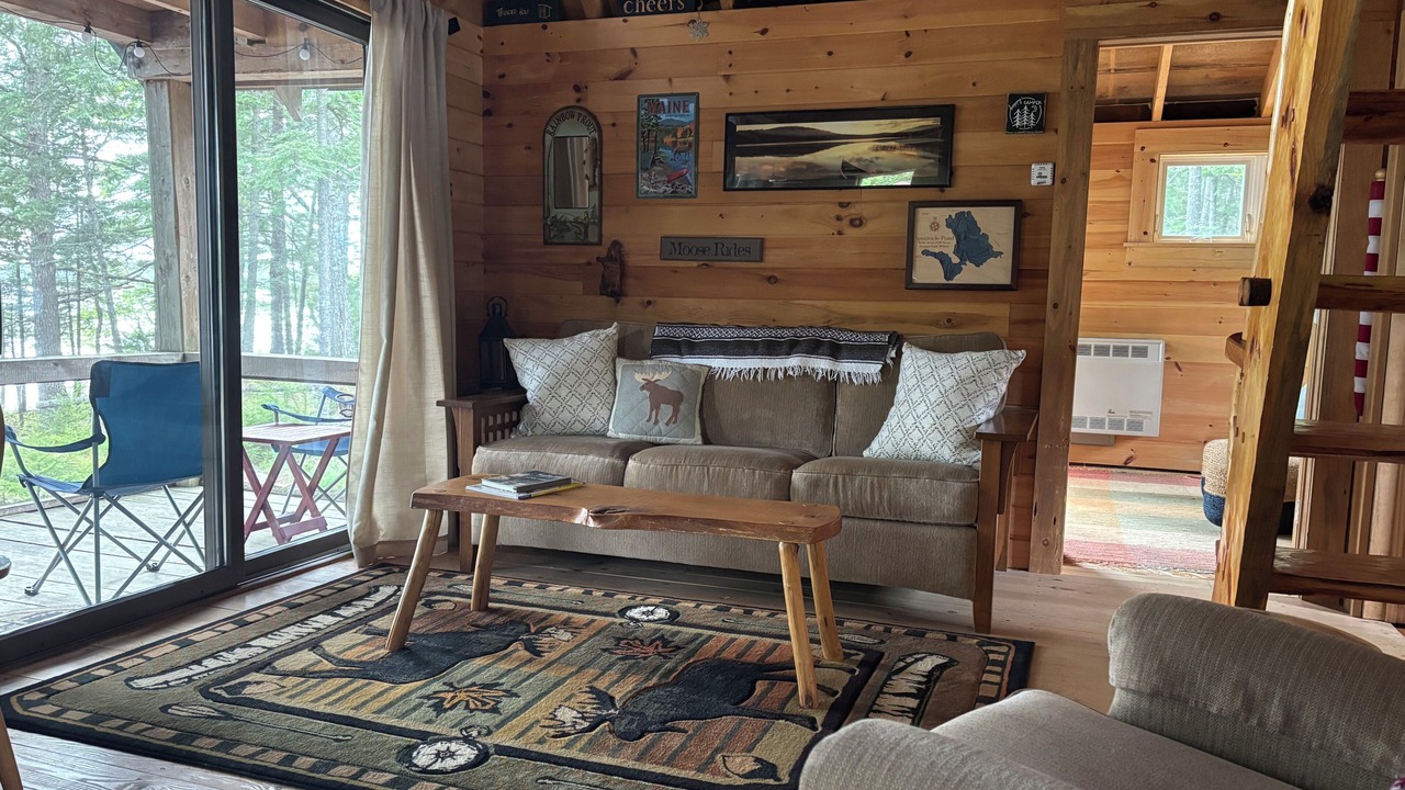 Photo of Livingroom in Aurora
