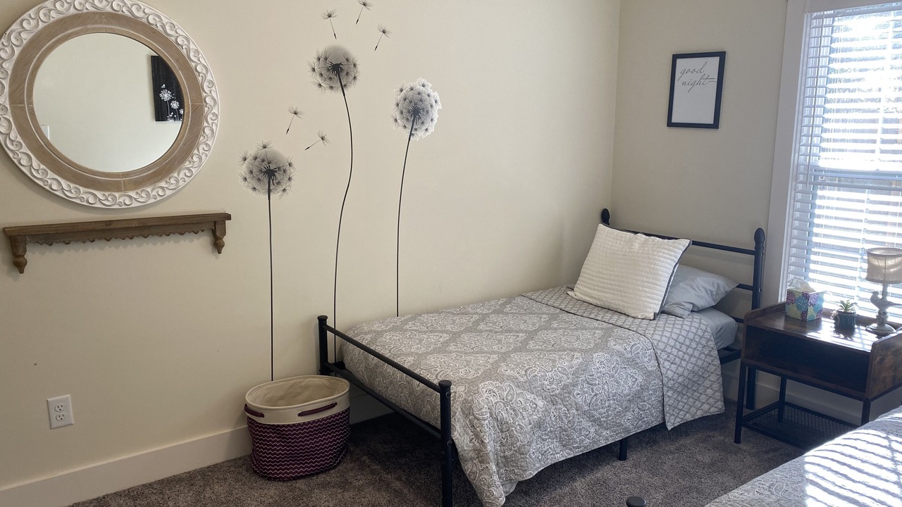 Photo of Bedroom in Hendersonville