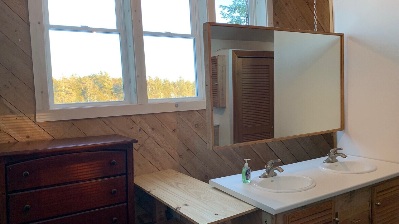 Photo of Bathroom in Otis