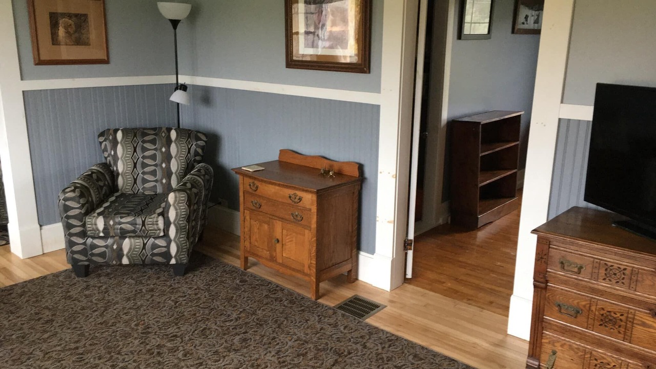 Photo of Others in Oxbow