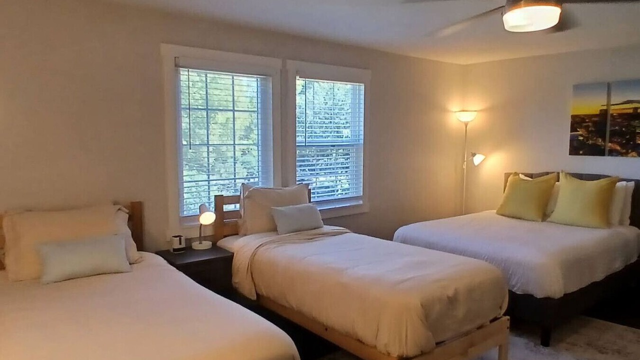 Photo of Bedroom in Inglewood
