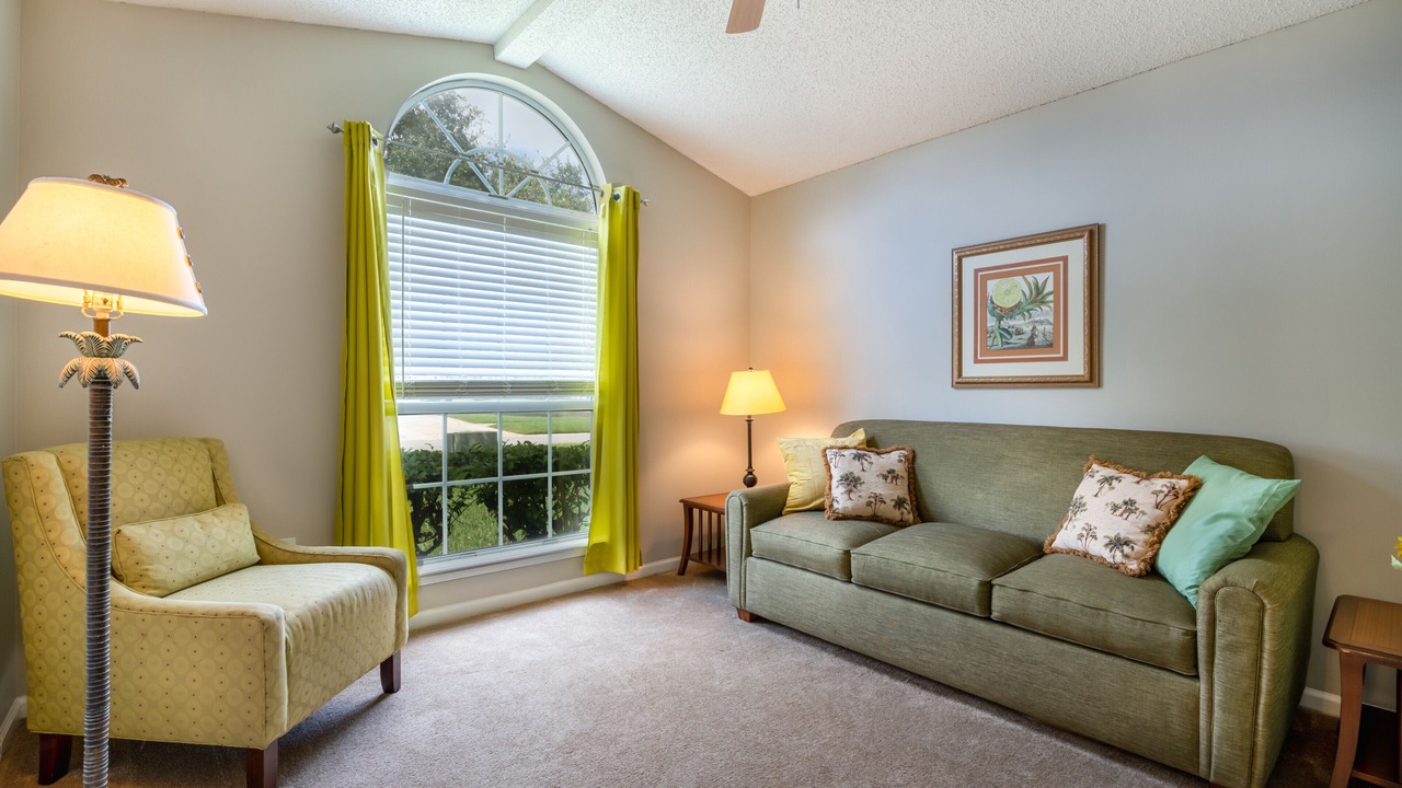 Photo of Livingroom in Sandalwood