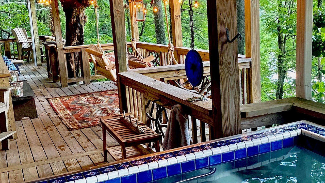Photo of Outdoor in Sapphire