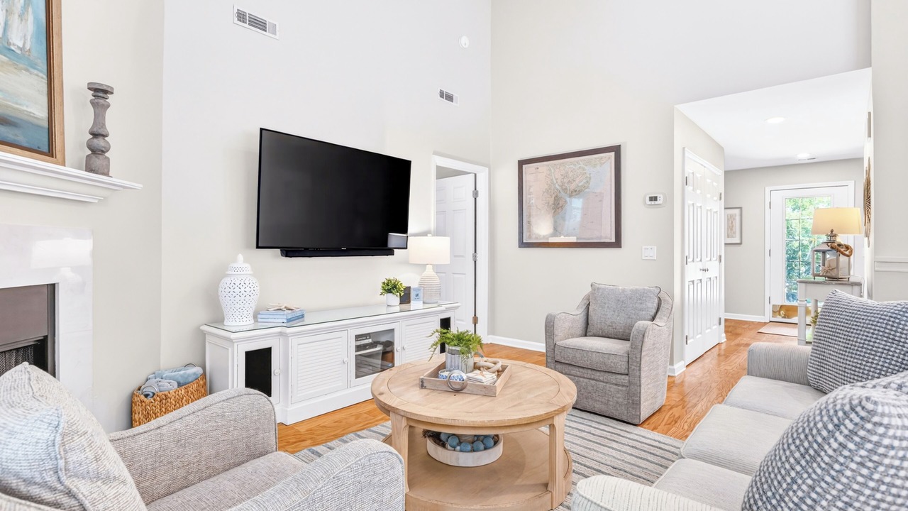 Photo of Livingroom in Sea Pines