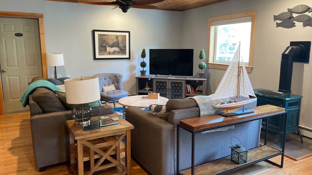 Photo of Livingroom in Southwest Harbor
