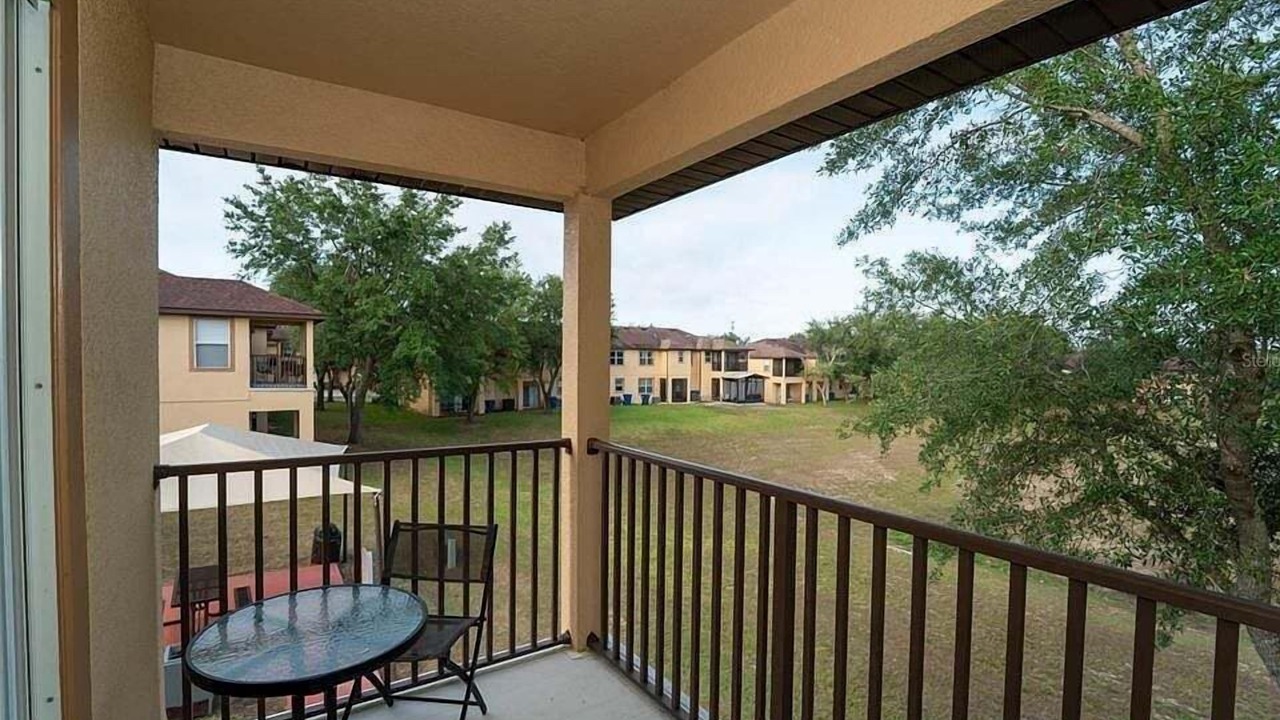 Photo of Patio Balcony in Regal Palms