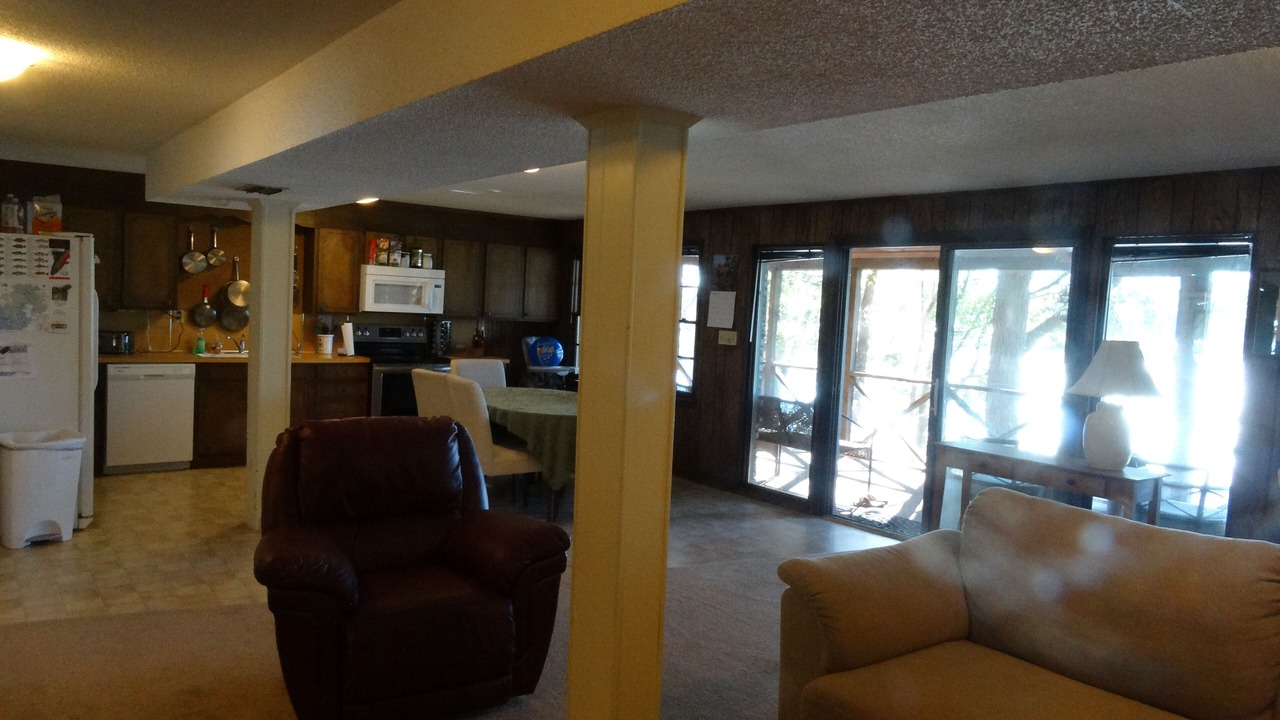 Photo of Livingroom in Barium Springs
