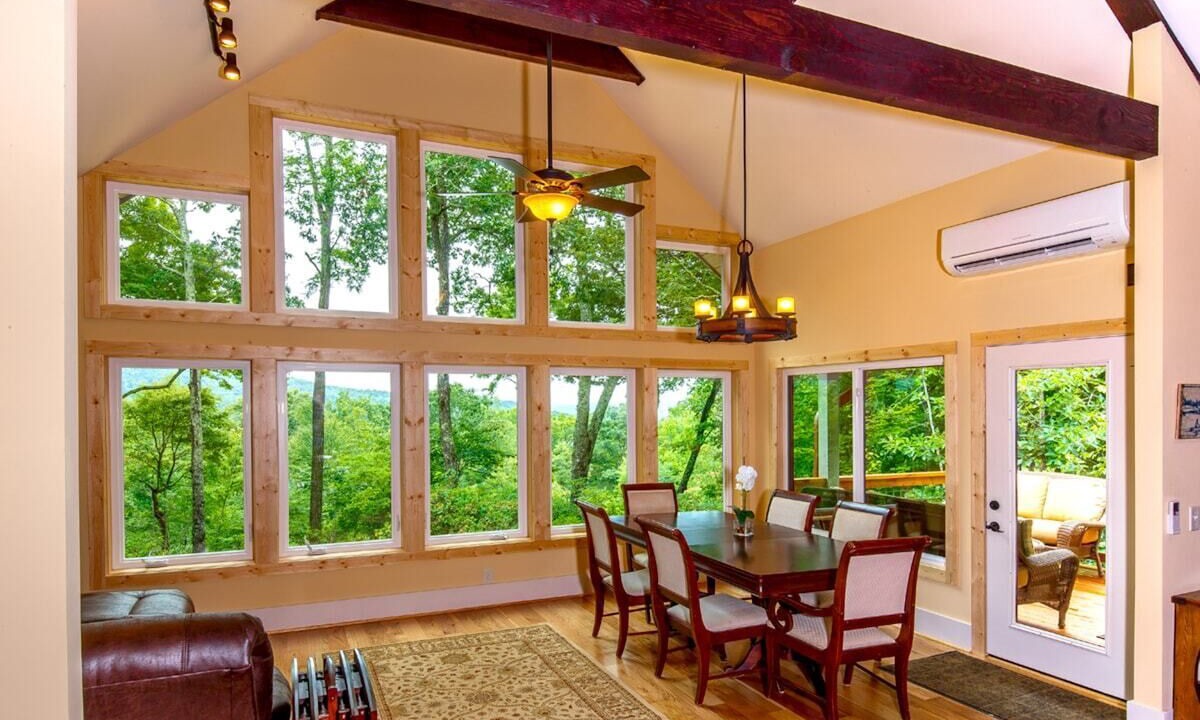 Photo of Livingroom in Pisgah Forest
