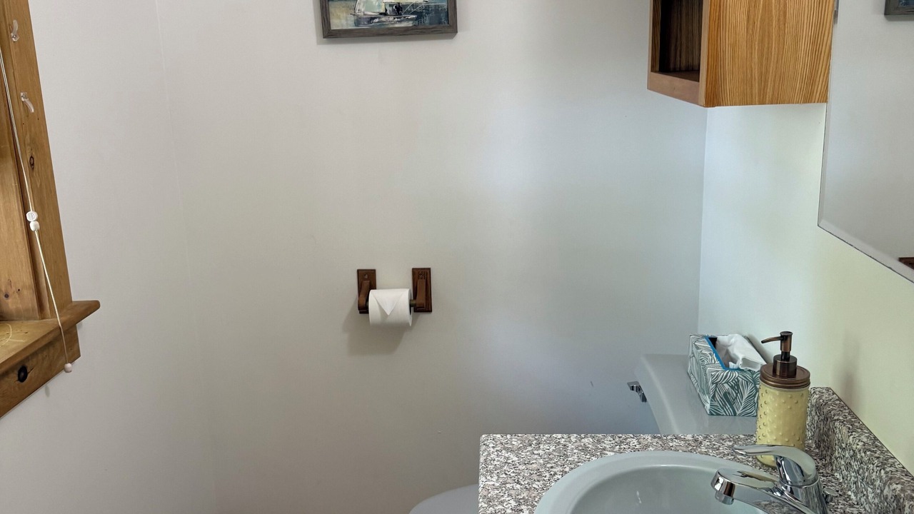Photo of Bathroom in Embden